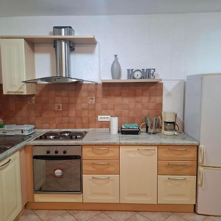 Apartmani Delas Pjescana Uvala Kültér fotó