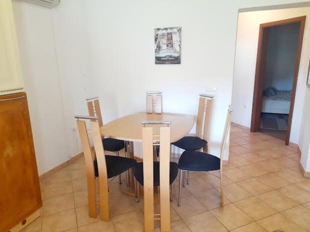 Apartmani Delas Pjescana Uvala Kültér fotó